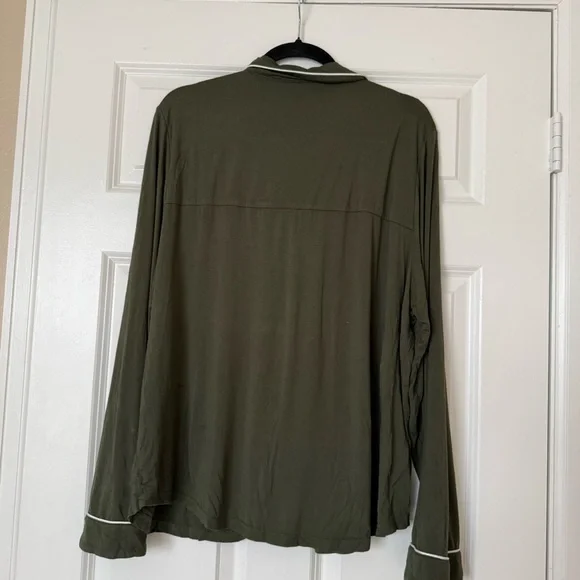 Cozy Earth Pajama Set in Green Size XL - Picture 5 of 16